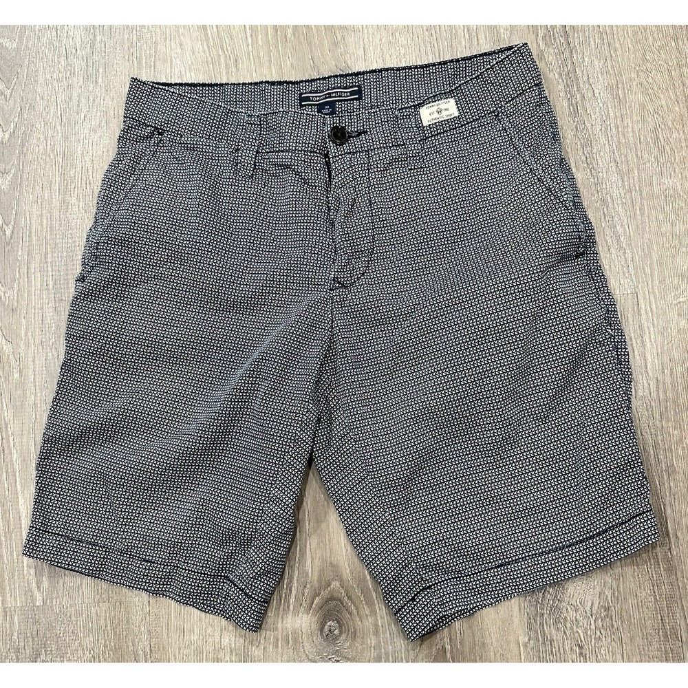 Tommy Hilfiger Shorts Men's 30 Black Brooklyn 10" Geometric Stretch Chino Shorts